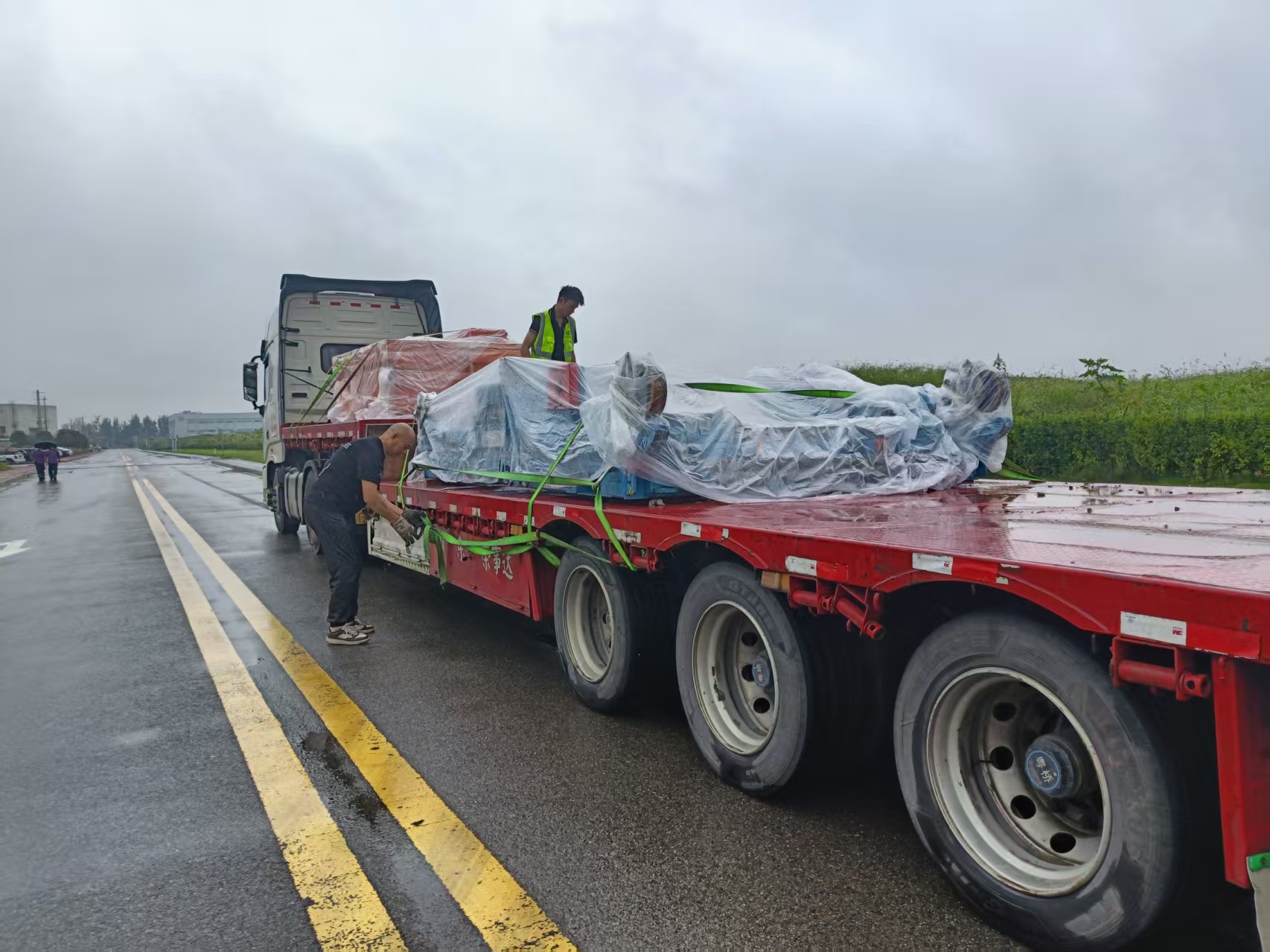 海东市|大型航材运输，专业保障更安心
